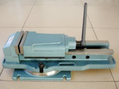 1-2006050944200-L.jpg