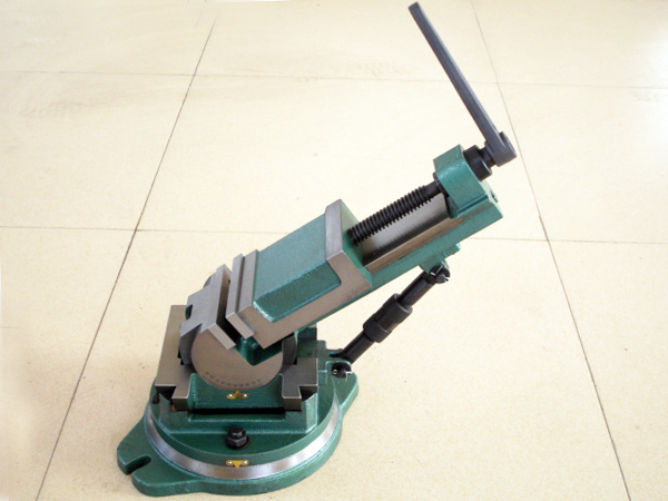 1-1G104103F4215.jpg